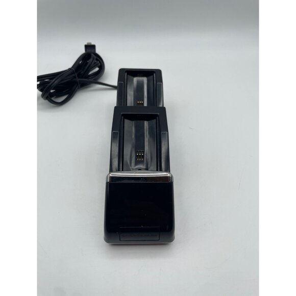 Nyko Charge Base S 86074-A50 for Xbox 360 – Dual Charging Dock Tested Working - Picture 1 of 8